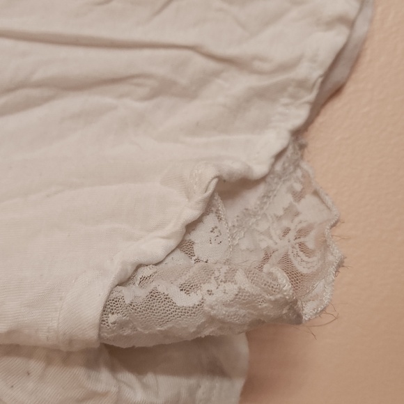 Large Tops - Picture 9 of 10